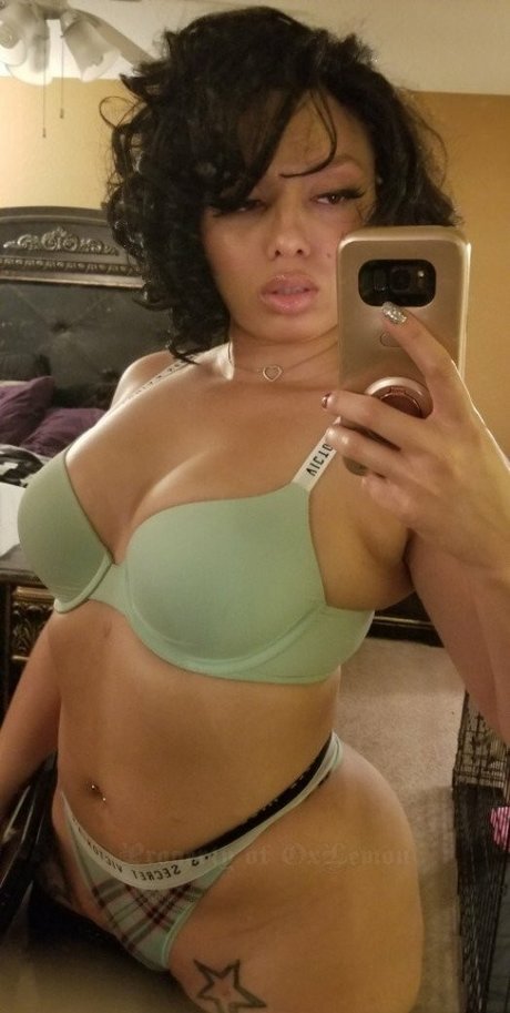 Oxlemon pornstar hot image