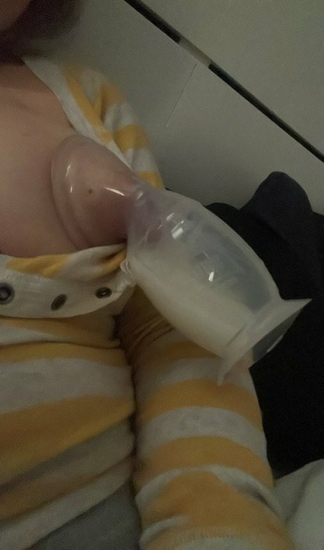 mamamilkmaiden naked actress picture