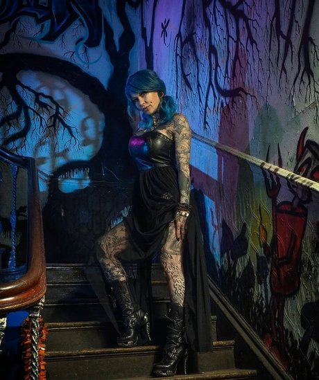 Pixta star hot archive