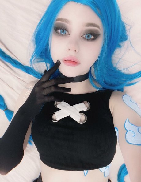 Araivun beautiful model pics