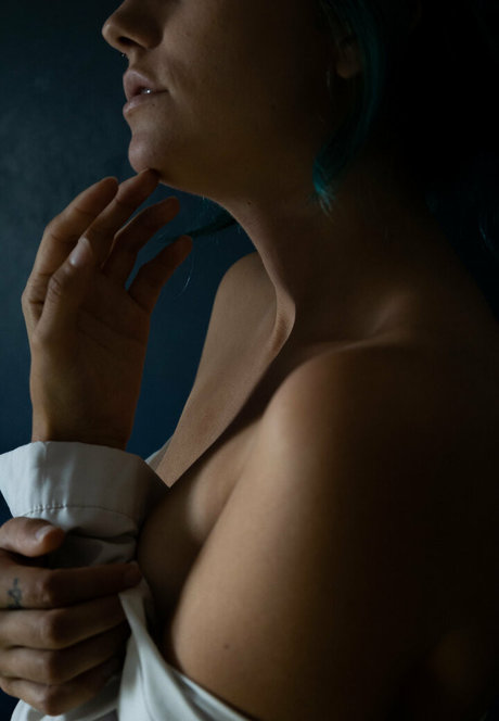 xoklautease hd pornstar image