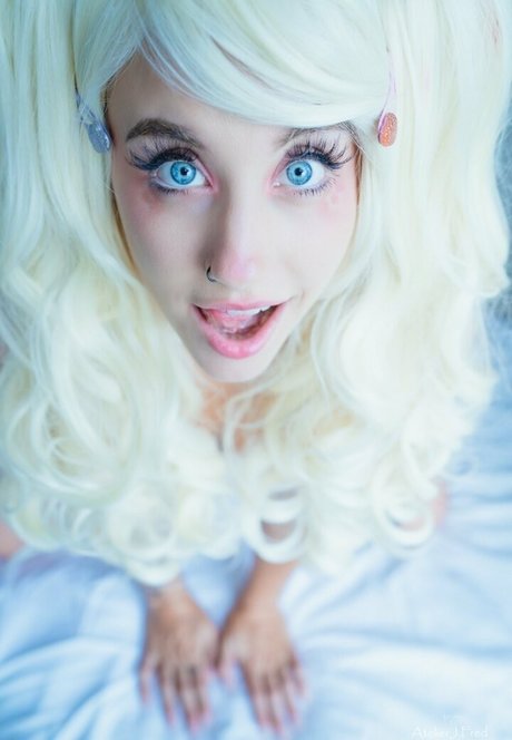 xoklautease xxx model archive