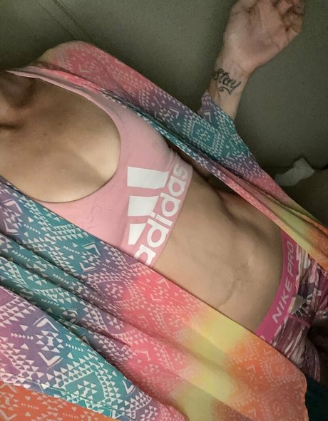 kendra heaux nude star photo