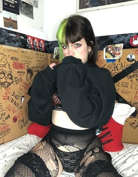 fer raglia exclusive model galleries