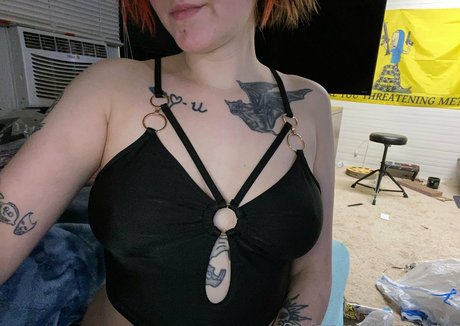 ddisgustingtxre star adult img