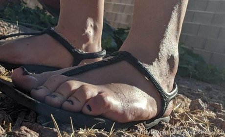 wreckinbecca hot actress images