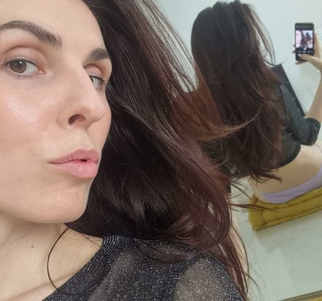 Bambi Hou adult star pics