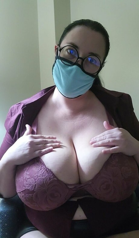 bustybigbootyjudy model nudes img