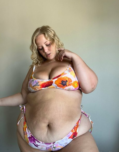 ceciliaxemilyclips model naked pictures