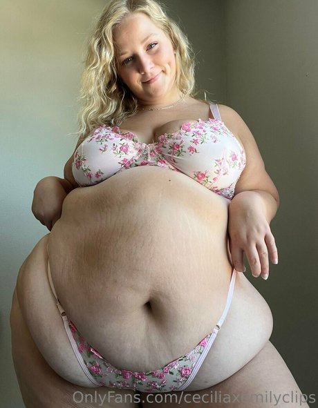 ceciliaxemilyclips pornstar adult image