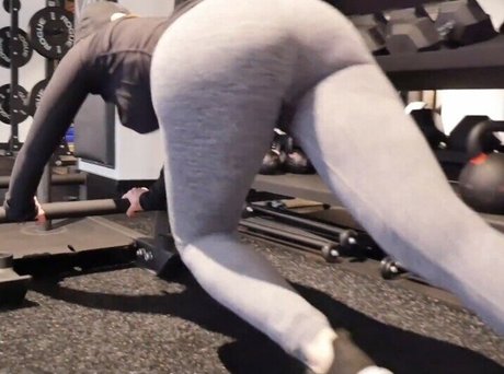 Jen Smith erotic pornstar pic