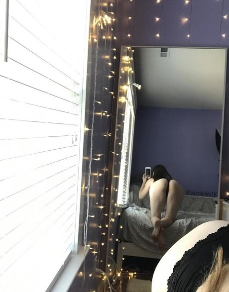 melvniely top pornstar pic