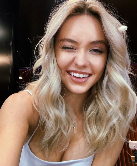 Madam Maru perfect actress pics