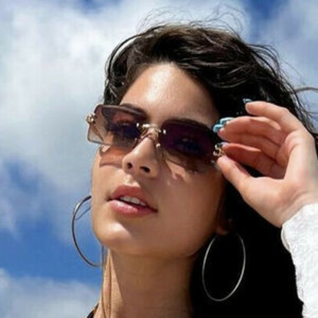 Leslievegaa erotic actress photos