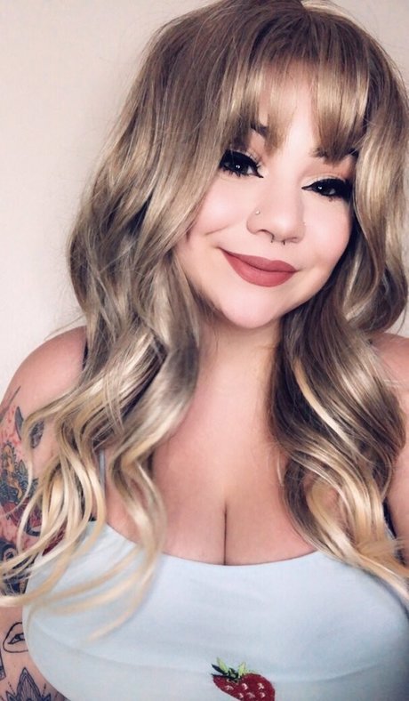 SpookyGirlLove star art photos