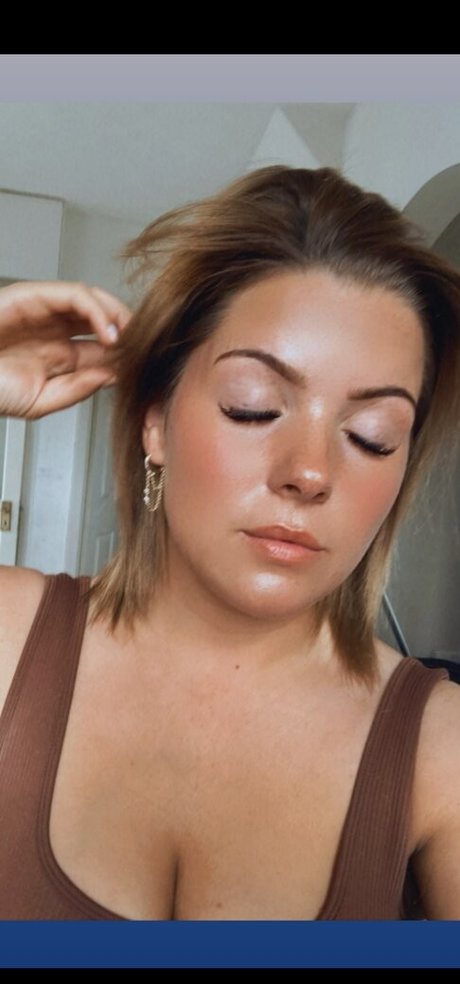 Laura Delaney actress galleries