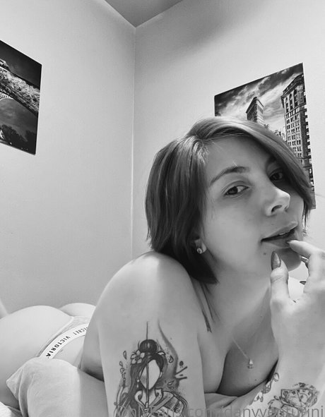 danyventurini pornographic actress gallery