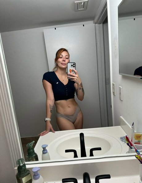 danyventurini model sexy image