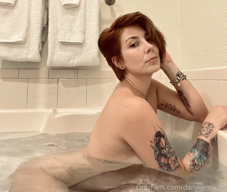 danyventurini pornstar adult photos