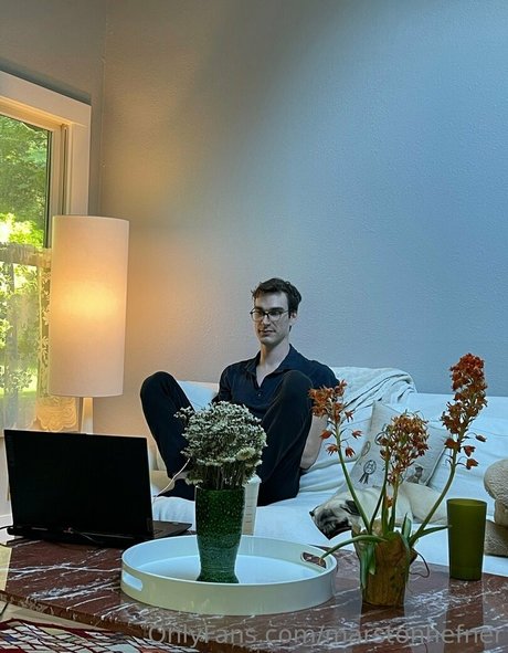 marstonhefner Profile pic