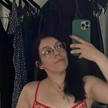 Amanda Golka model nudes picture