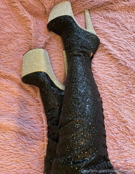 bunnyblondee pretty actress archive