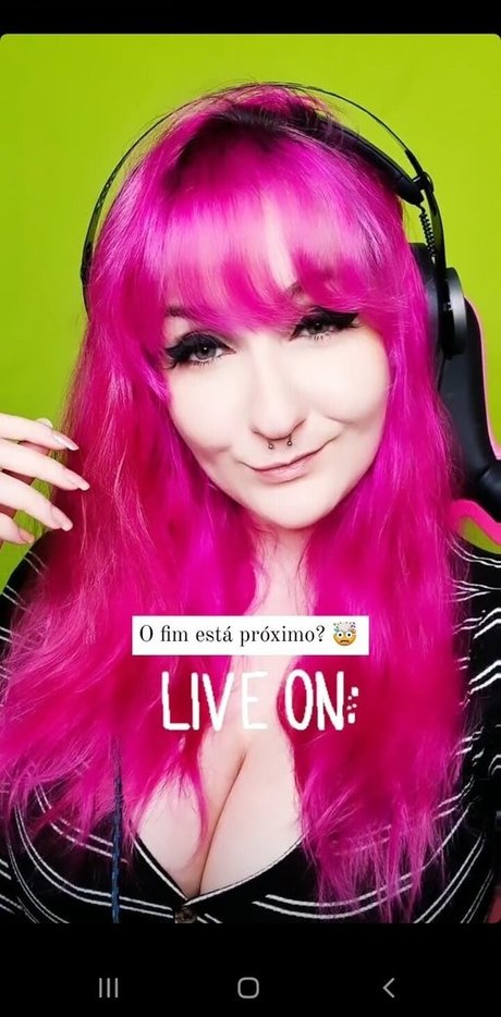 wzuia exclusive actress images