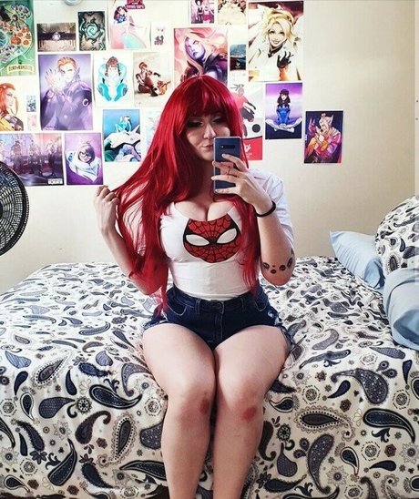 wzuia pornographic model pictures