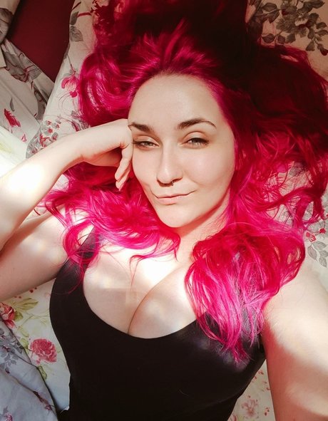 wzuia porn actress pic