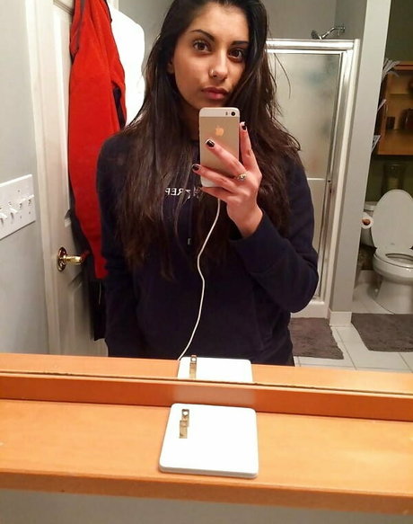 Iman Moosa model nudes galleries