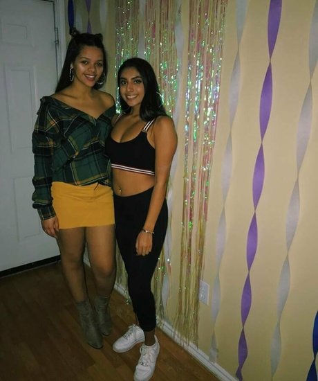 Iman Moosa model art photos