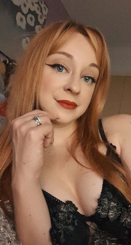 Bronnylovesyou best model picture