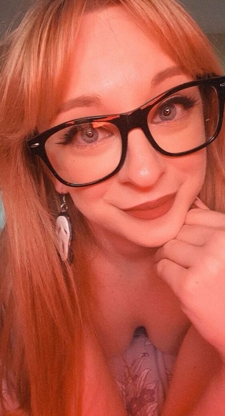 Bronnylovesyou erotic pornstar pictures