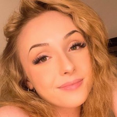 Astrella Rae pornstar erotic photos