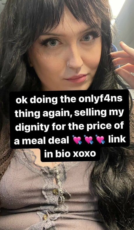 Faye Mikah adult star img