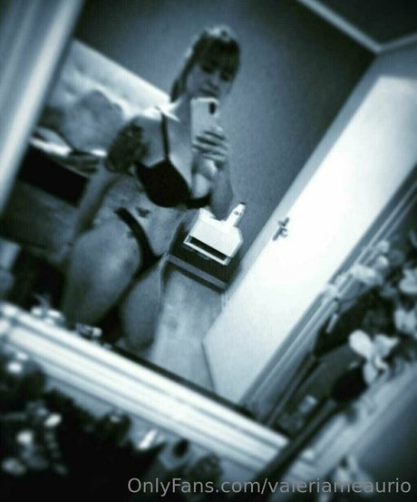 pampi cush nude model archive