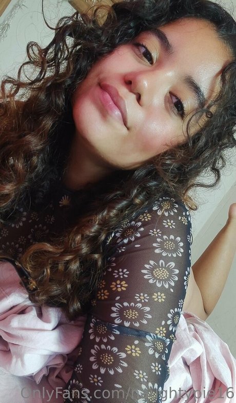 naughtypie16 star art photo