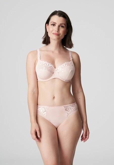 Sabrina Laporte model pornographic gallery