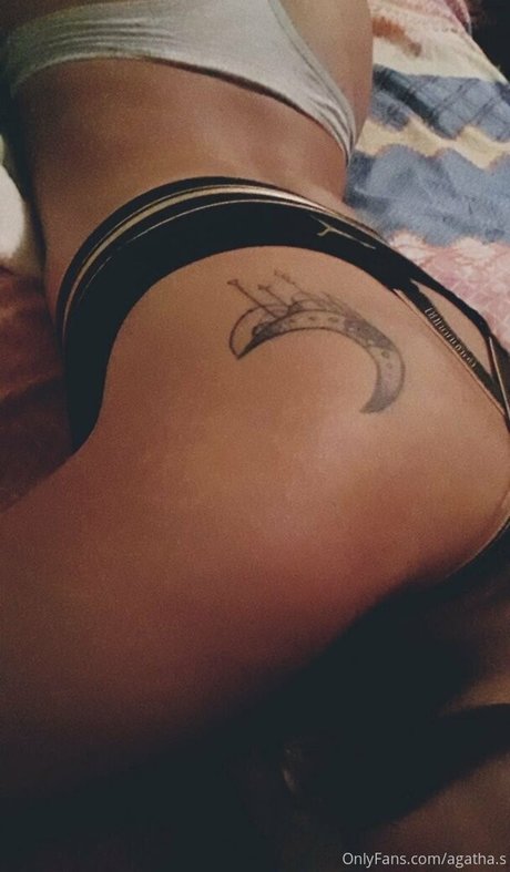 Agatha S pornstar art galleries