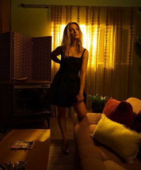 Spencer Grammer top star galleries