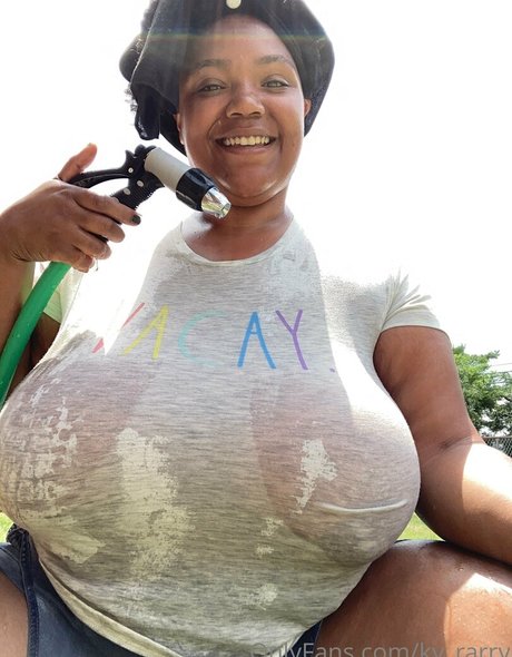 bbw lesbian onlyfans adult images