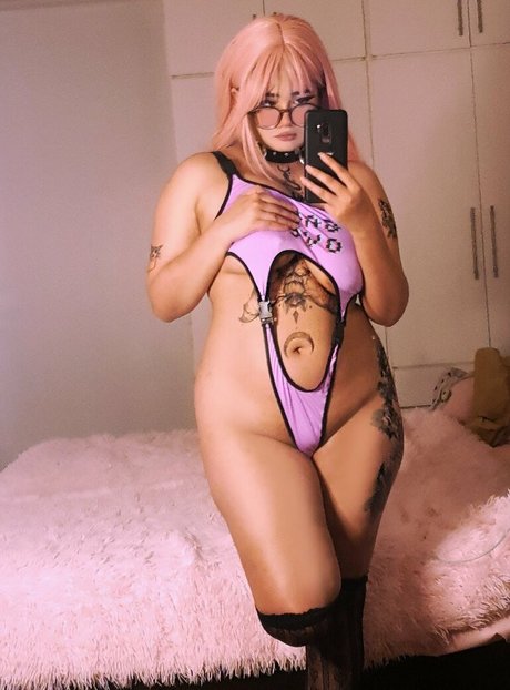 Samxeil nude star pictures