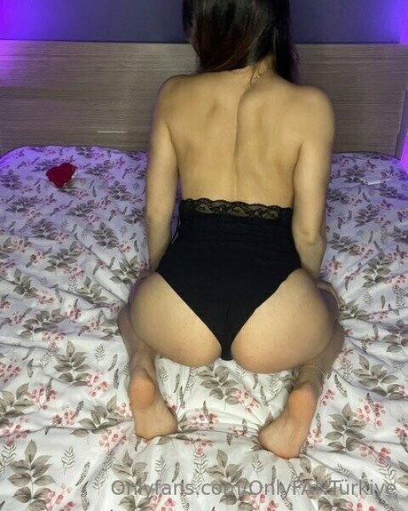 onlyfanturkiye hot star photos