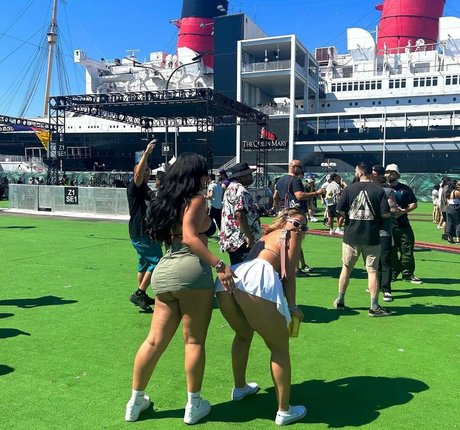 emelyelenaa xxx star img