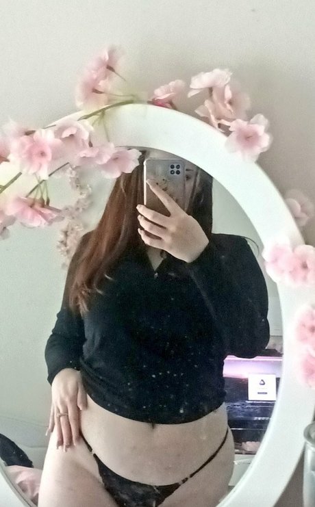 urlilsuccubus erotic pornstar img