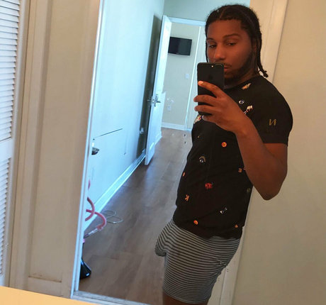 jimmysmacks pretty model pic