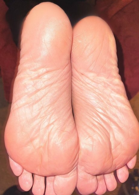 ollymcfly naked star image