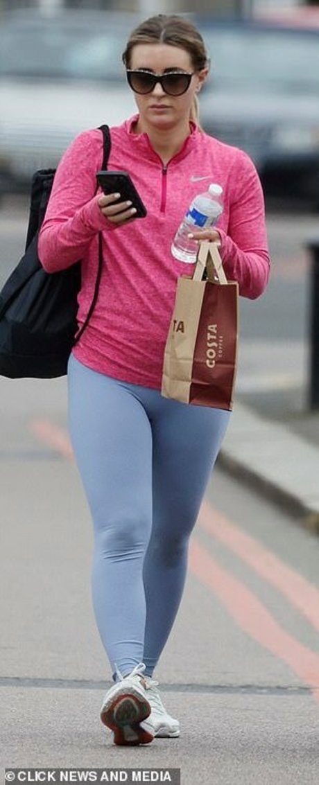 Dani Dyer xxx model img