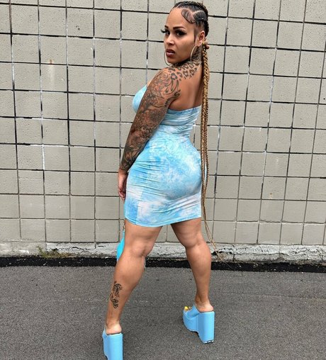 FellyBX nudes actress photos