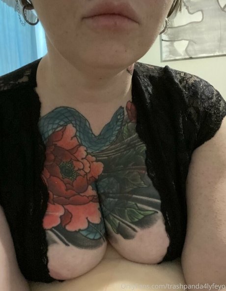 trashpanda4lyfeyo erotic pornstar pictures